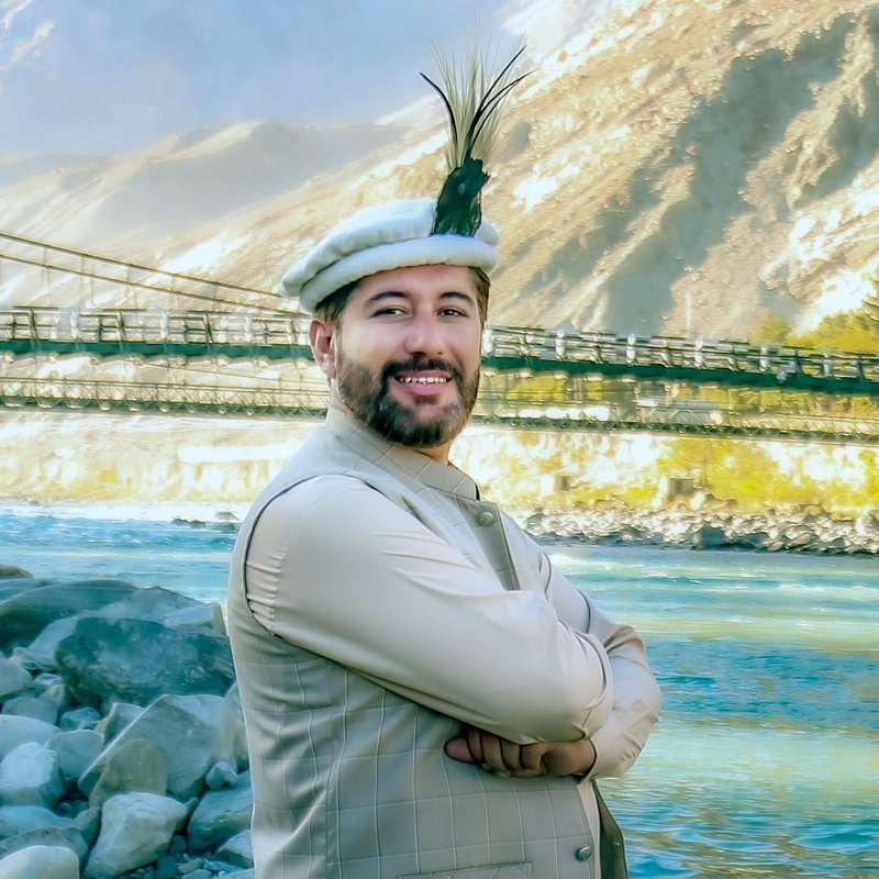 Sher Alam Shahbaz - Senior Anchorperson
